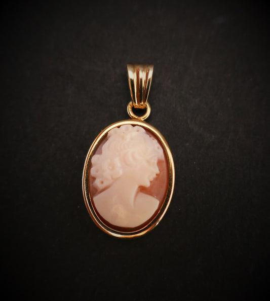 Pendentif Camée, Or 18 Carats