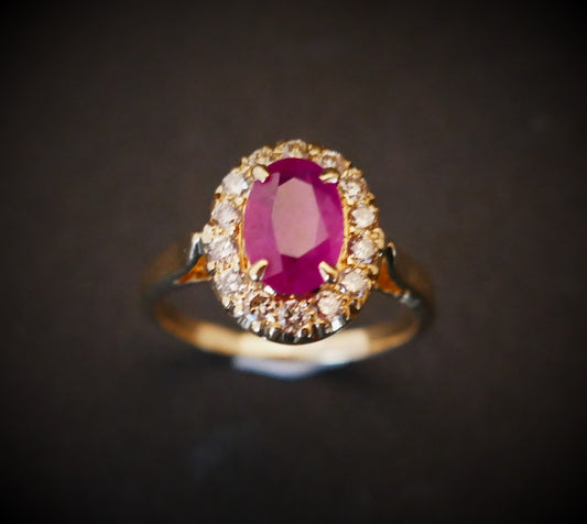 Bague Rubis Diamants, Or 18 Carats