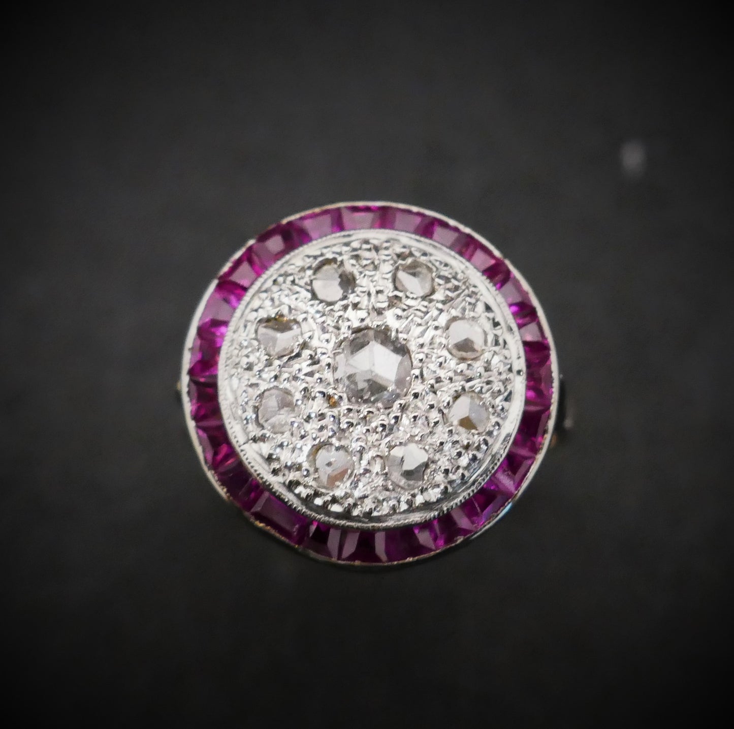 Importante Bague Art Déco Rubis Et Diamants