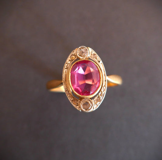 Bague De Charme pierre rose et diamants