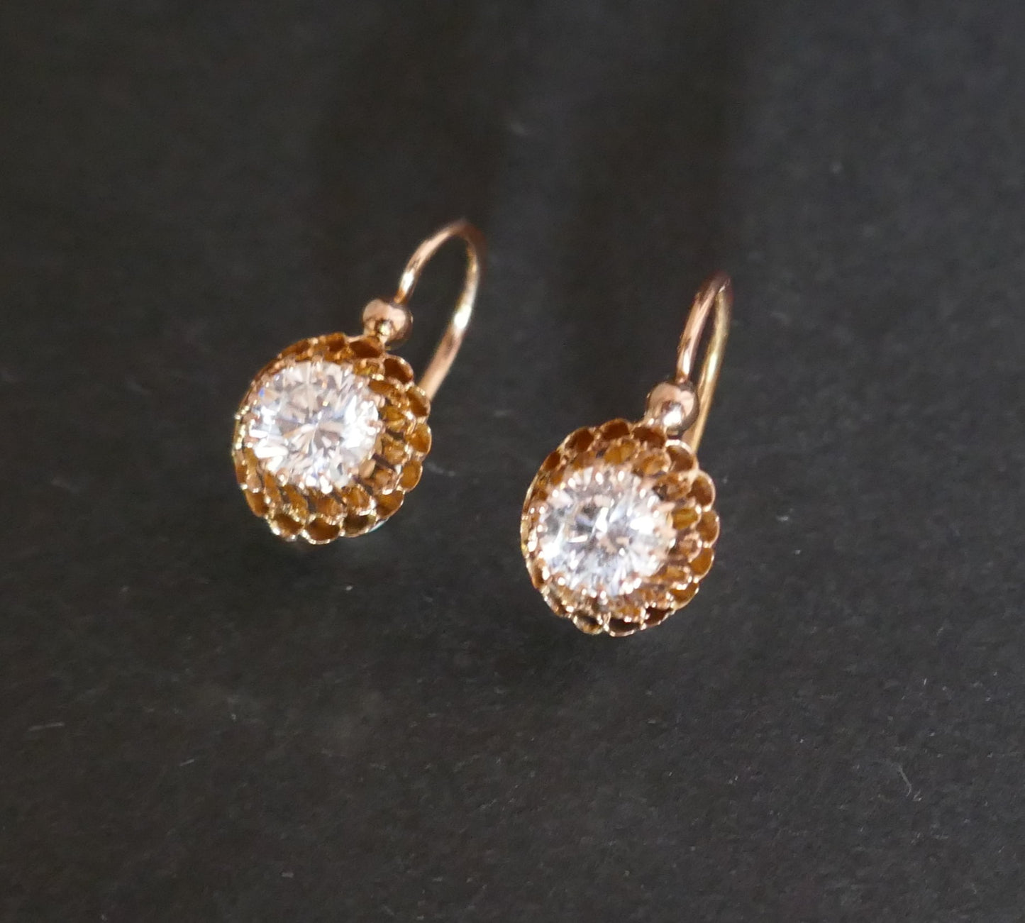 Dormeuse Or 18 Carats Et Pierres Blanches