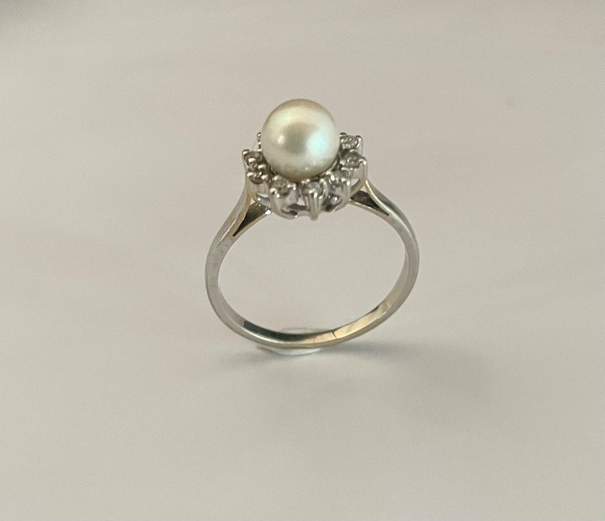 Bague Perle Et Diamants, Or Blanc 18 Carats