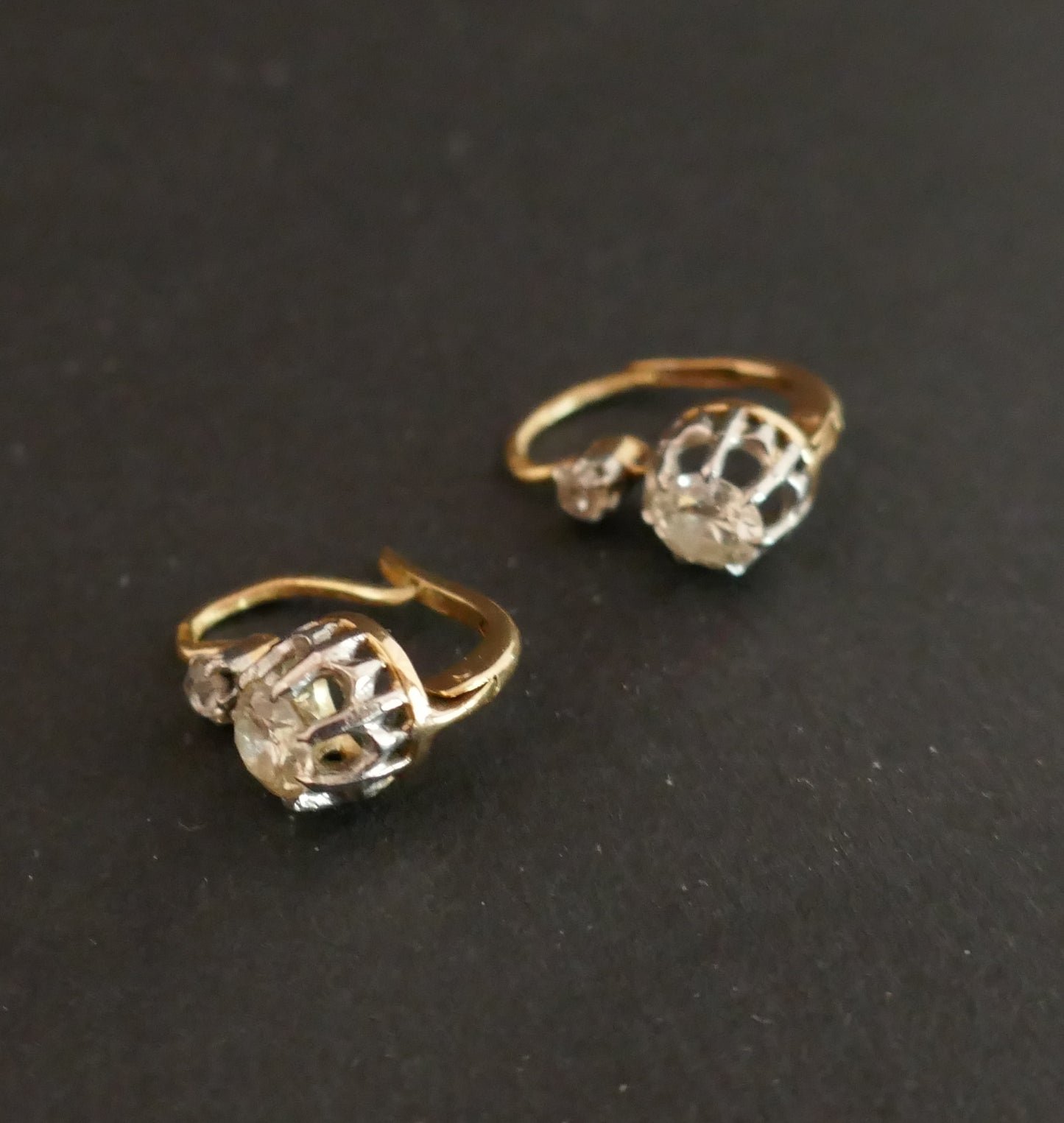 Boucles d'Oreilles Dormeuses Serties De Diamants