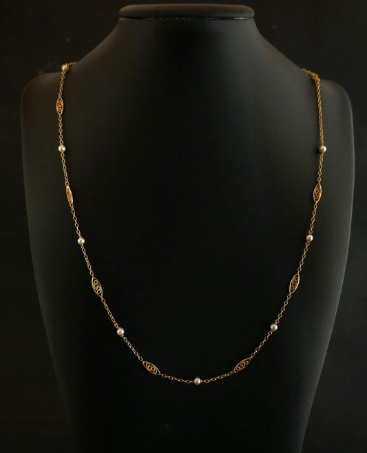 Collier Or 18 Carats Et Perles.