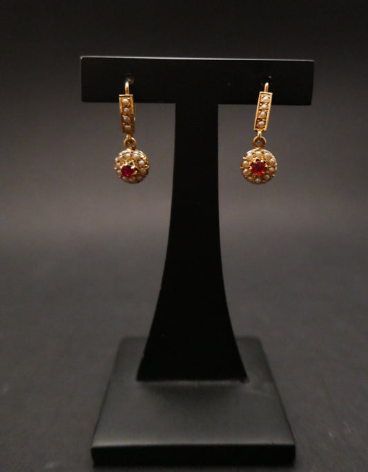 Dormeuses Perles Et Pierre Rouge, Or 18 Carats