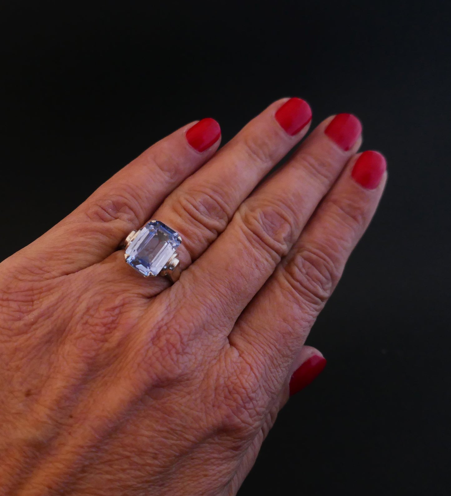 Bague art Déco En Argent Sertie d'Un Spinelle Bleu de synthèse