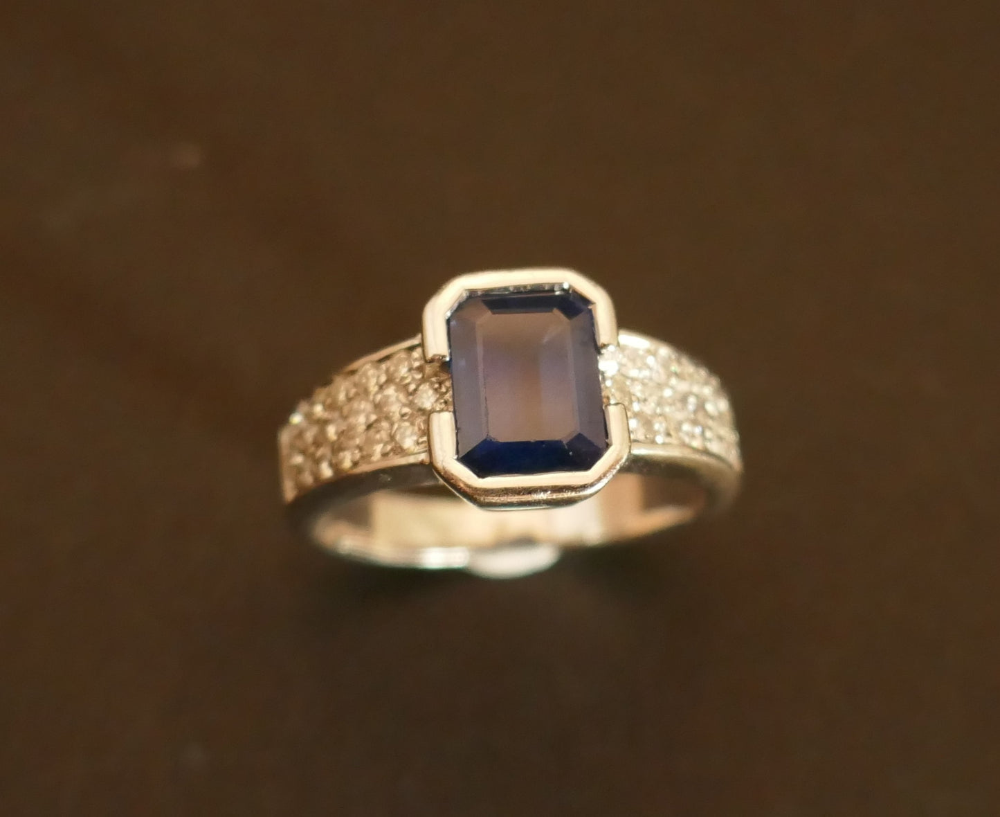 Bague Saphir Et Diamants, Or Blanc 18 Carats