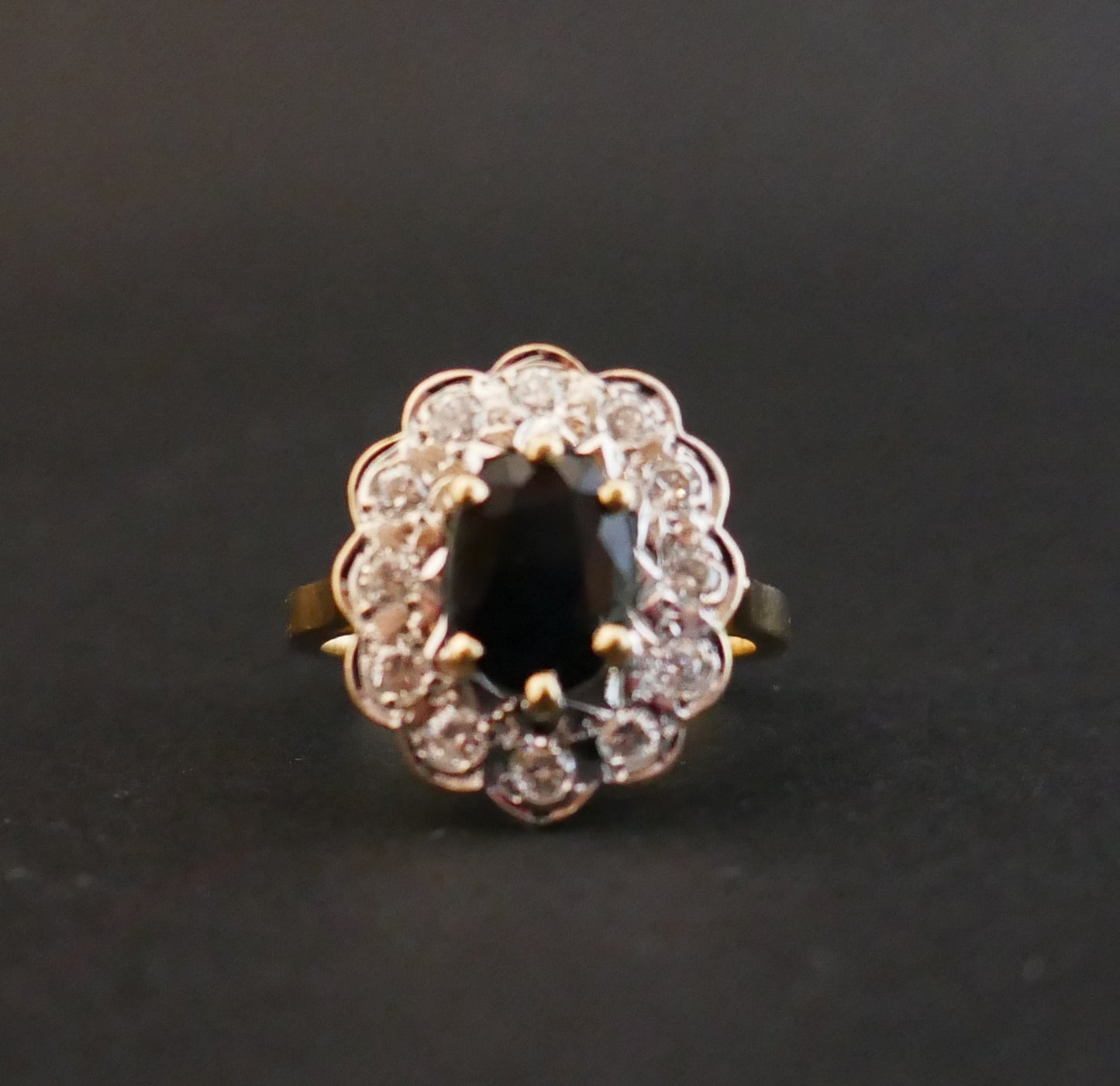 Bague Saphir Entourage Diamants