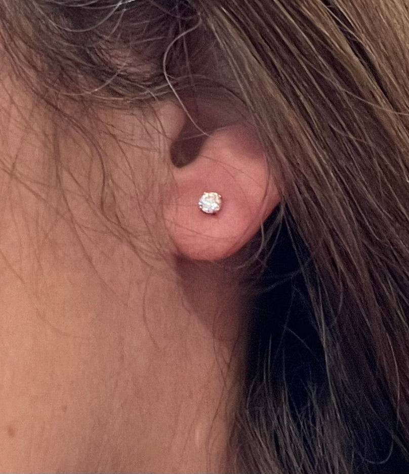 Puces d'oreilles diamants, 0,30 carat au total