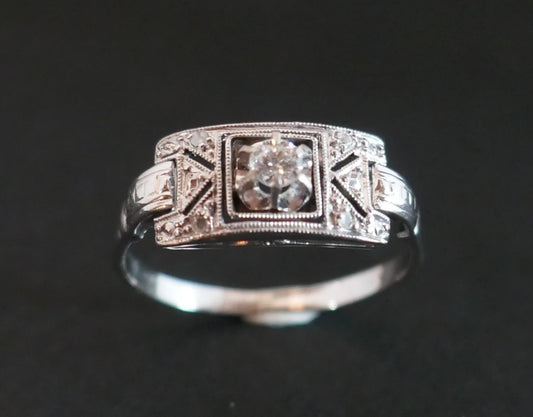 Bague Art Déco Sertie De Diamants, Or Et Platine