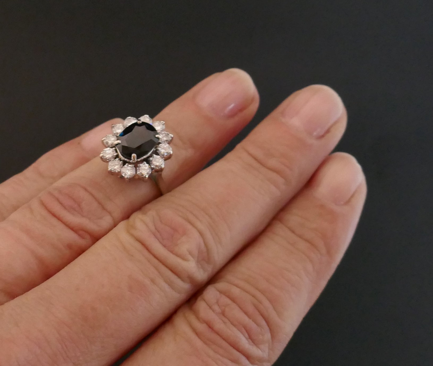 Bague Saphir Et Diamants, Or Blanc 18 Carats