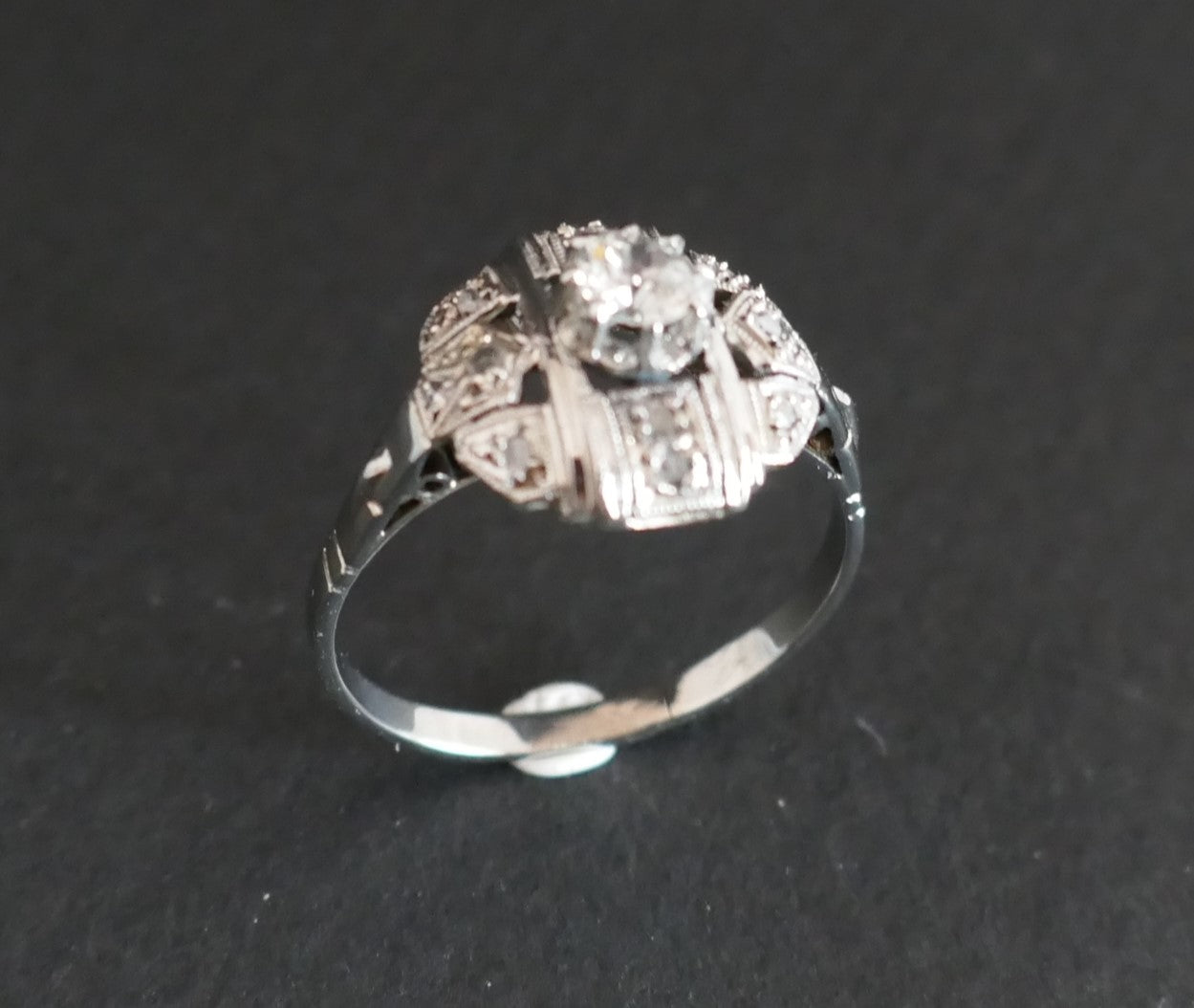 Bague Art Déco Diamants, Or Blanc Et Platine