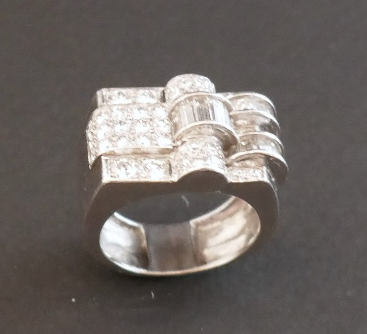 Bague Chevalière Sertie De Diamants, Monture Platine