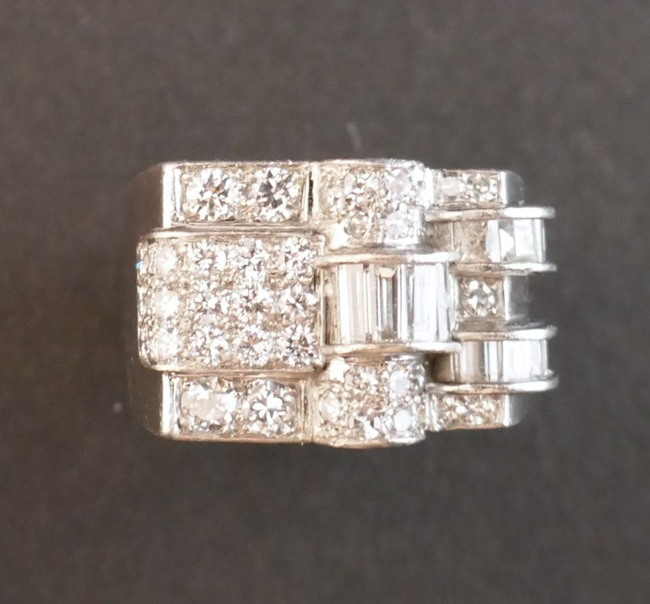 Bague Chevalière Sertie De Diamants, Monture Platine