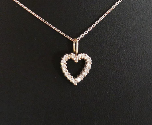 Pendentif Coeur Diamants Avec Sa Chaîne En Or 18 Carats