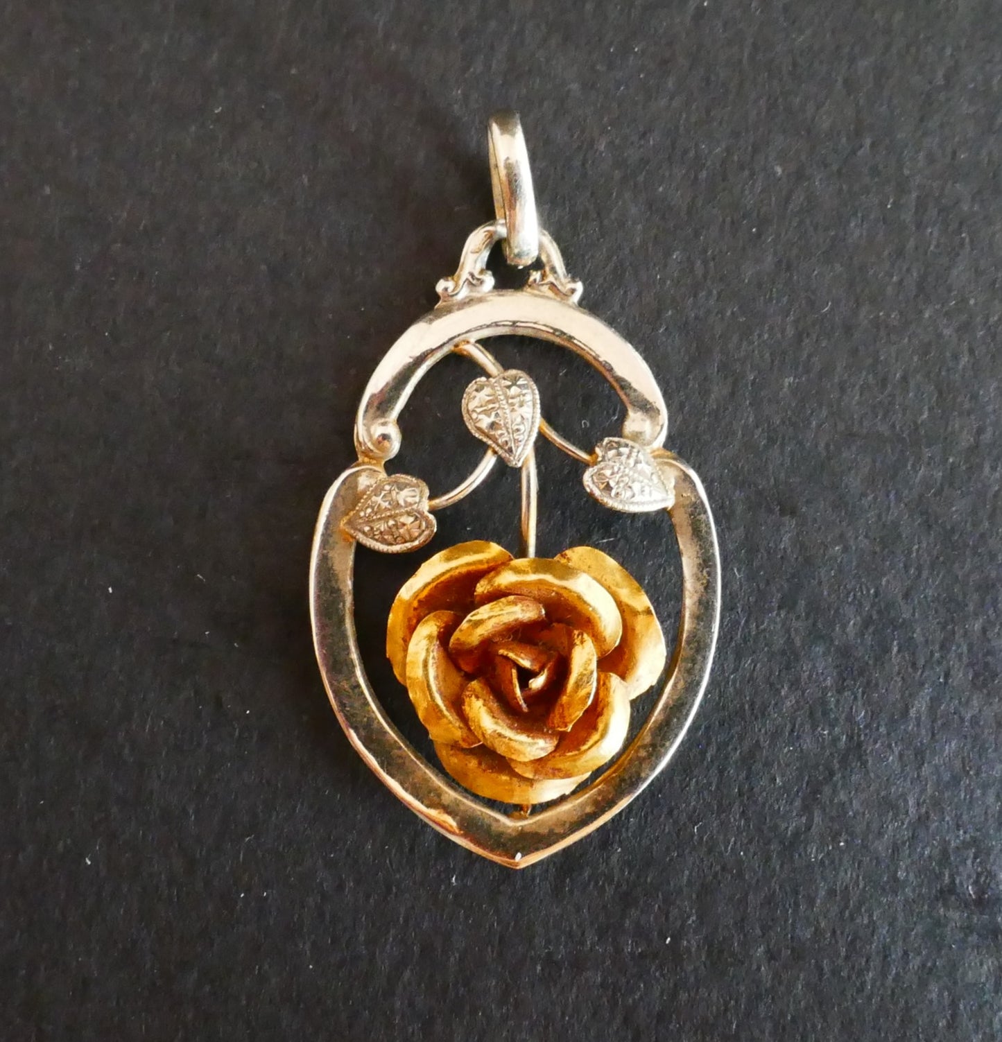 Pendentif Rose, Or Jaune Et Or Blanc 18 Carats