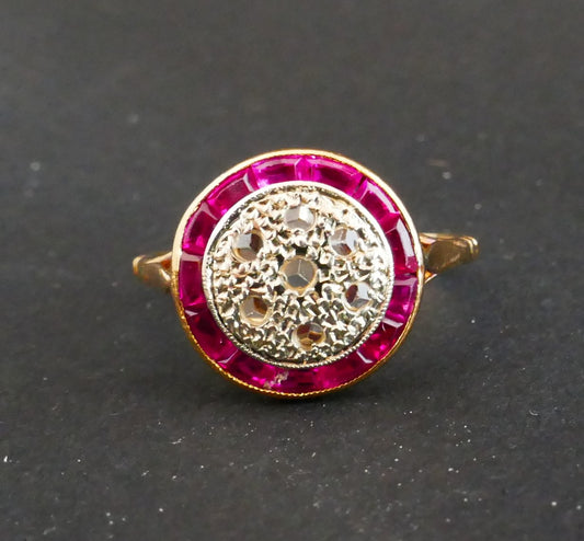 Bague Art Déco Diamants Et Rubis Calibrés, Or 18 Carats