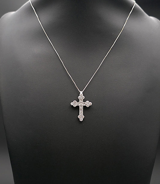 Croix Diamants Taille Princesse Et Taille Brillant Et Sa Chaîne.