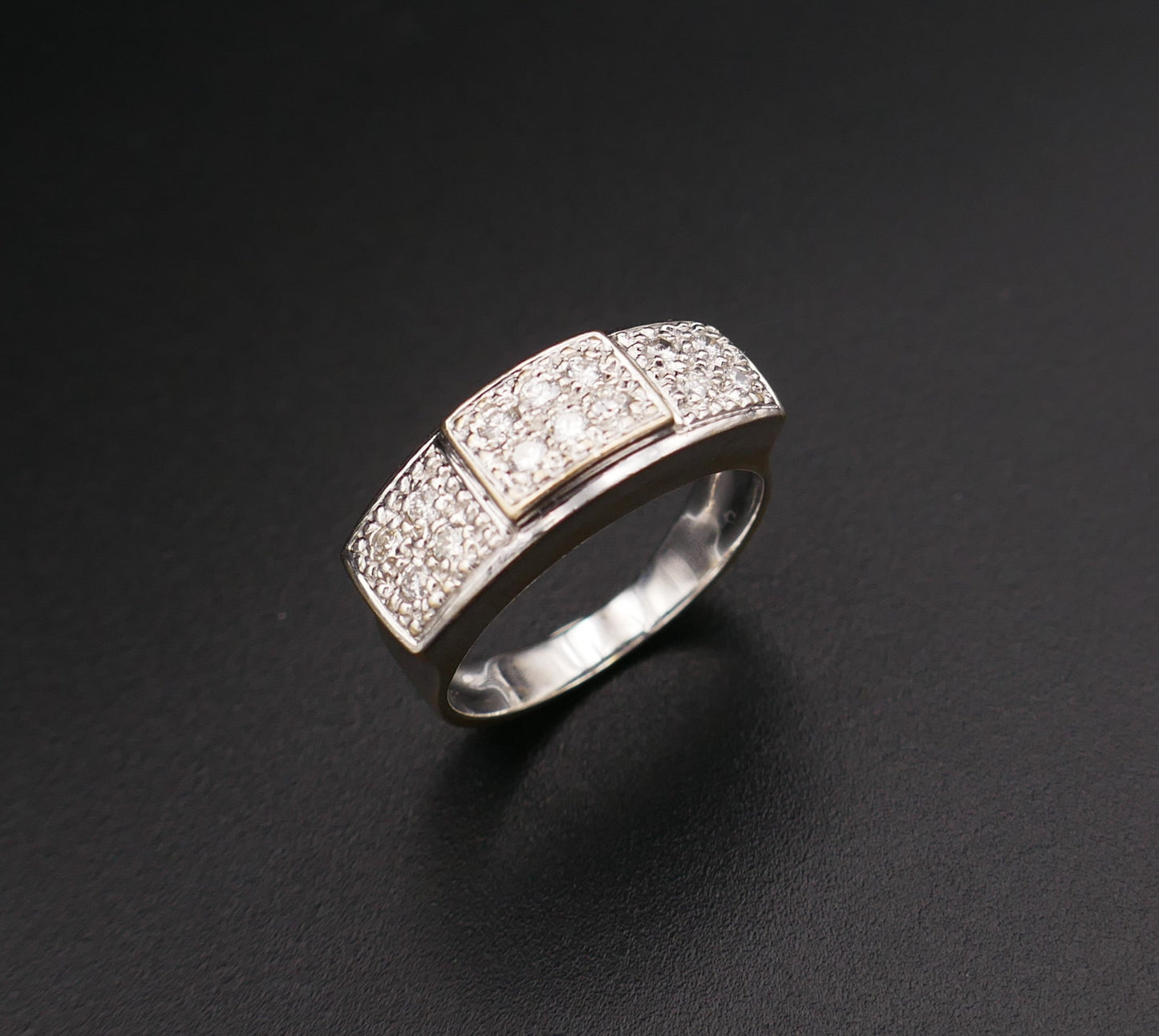 Bague Diamants, Or Blanc 18 Carats