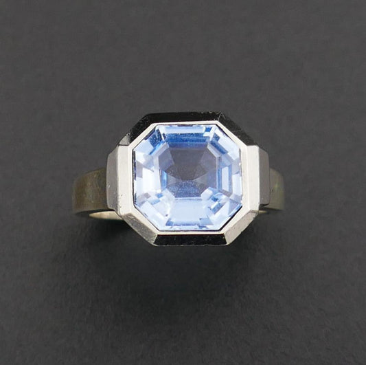 Bague Art Déco En Argent Sertie d'Un Spinelle Bleu De Synthèse