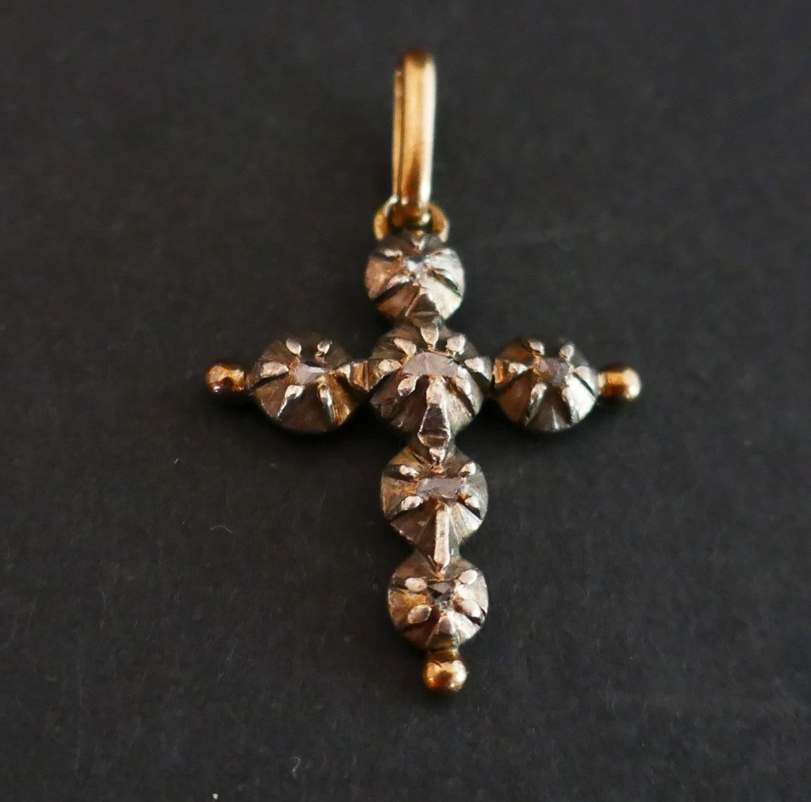 Ancienne Croix Arlésienne Diamants Taille Rose, Or Et Argent