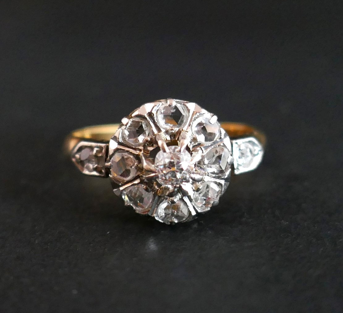 Bague Ancienne Marguerite Sertie De Diamants Taille Rose