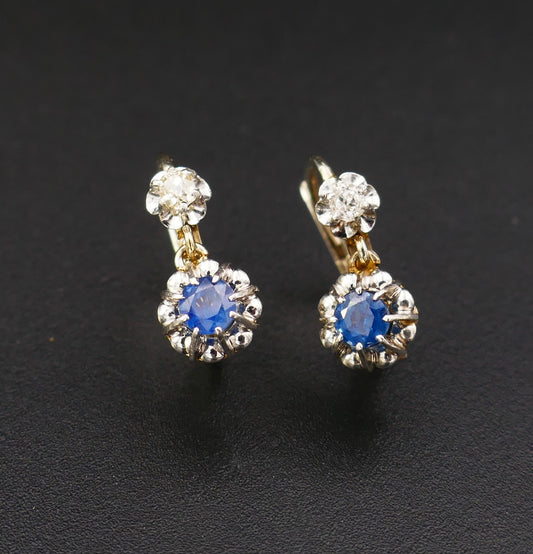 Dormeuses Saphirs Et Diamants, Platine Et Or 18 Carats.