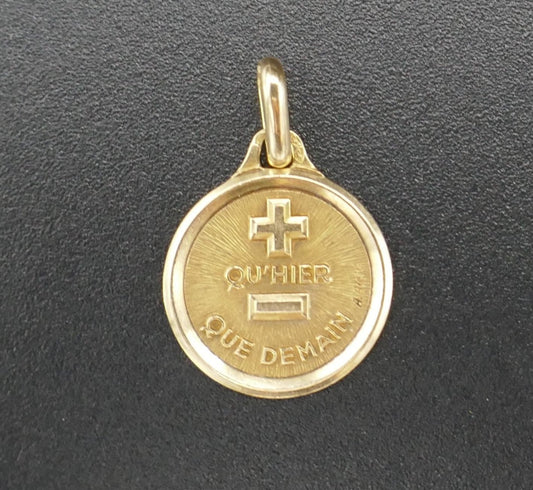 Augis Mini Médaille d'Amour, Or 18 Carats