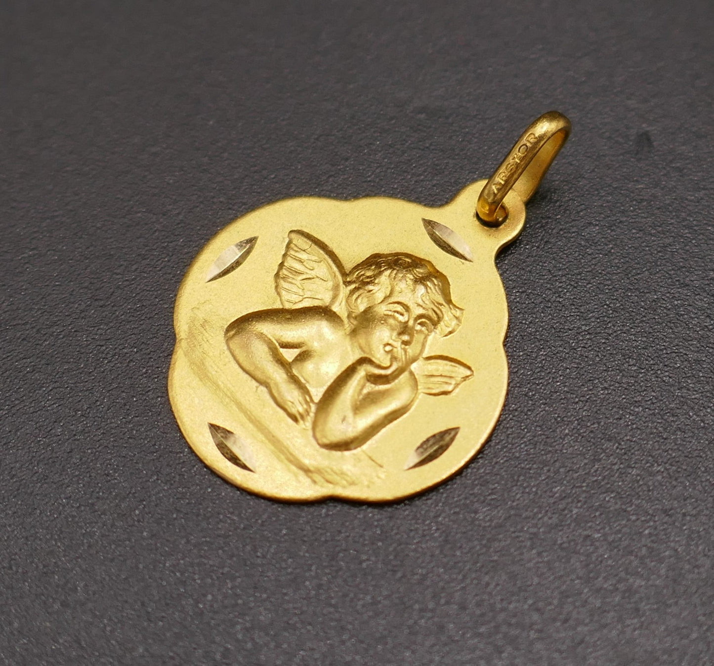 Médaille Ange, Or Jaune 18 Carats.