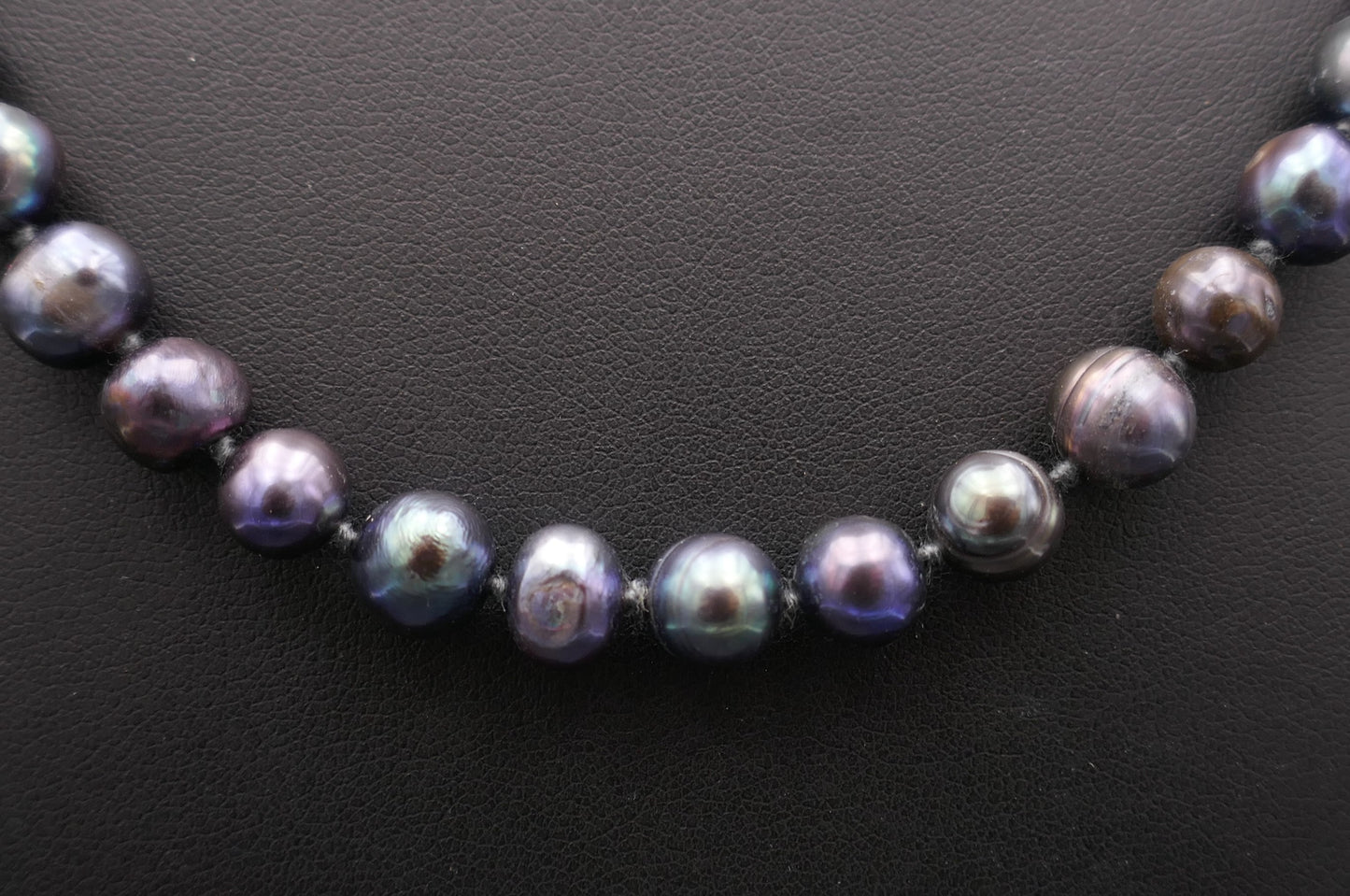 Collier De Perles De Tahiti, Fermoir Or blanc 18 carats.