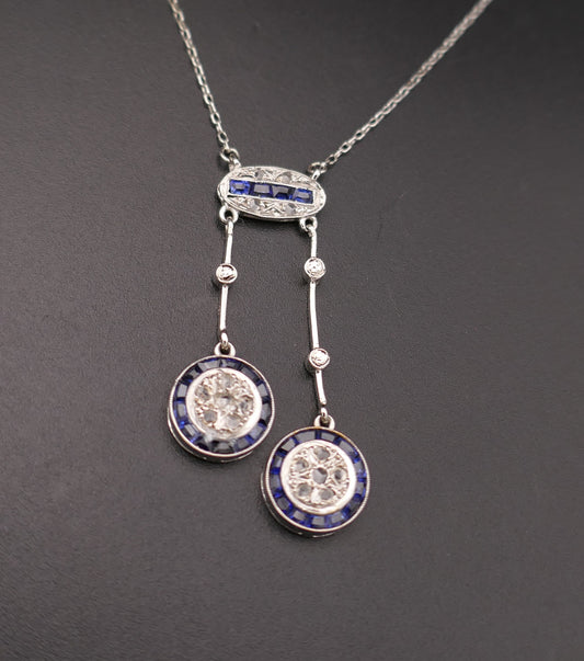Collier négligé d'époque Art Déco Diamants Et saphirs Calibrés.