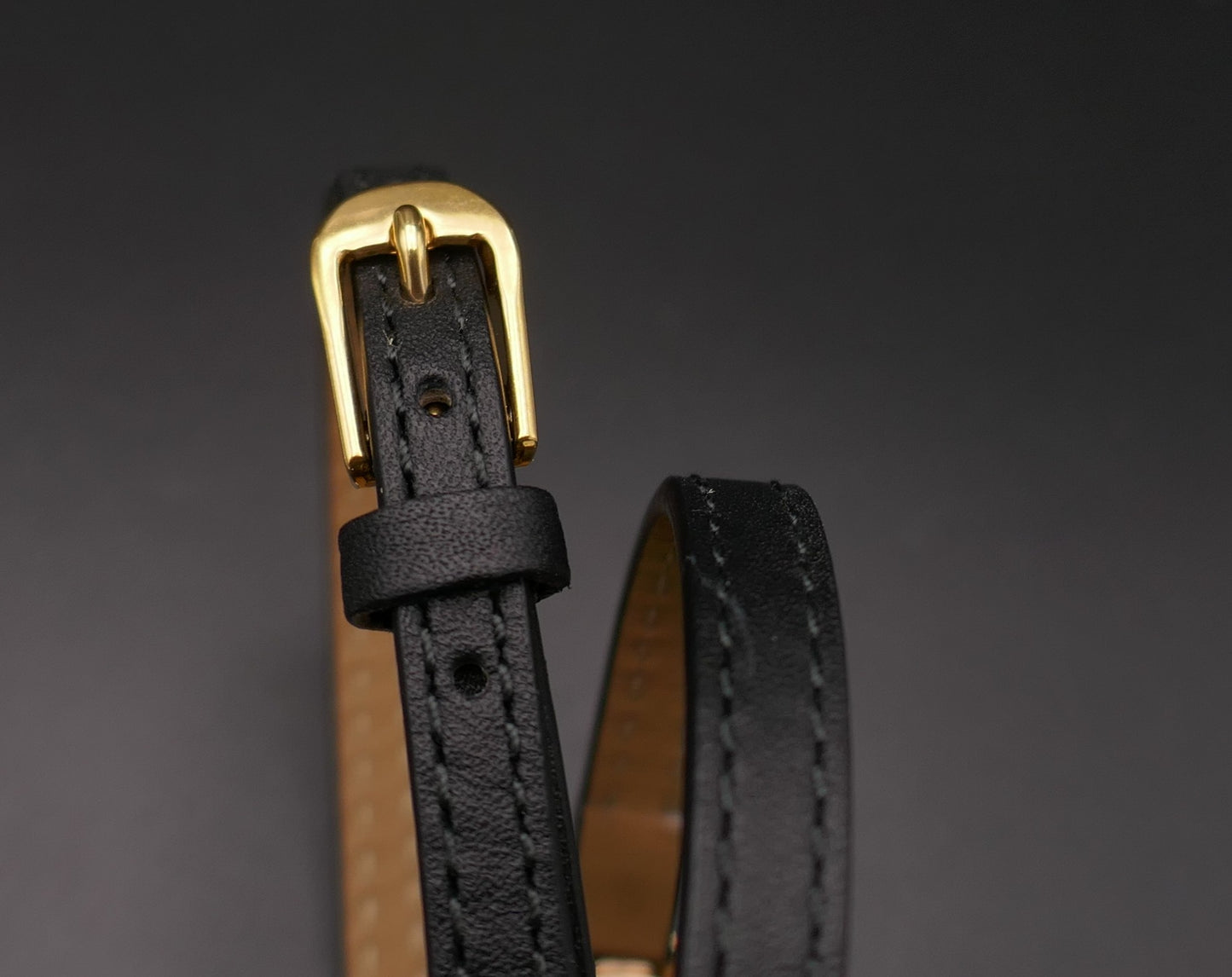 LIP Montre En Or 18 Carats, bracelet double tour. Excellent état.