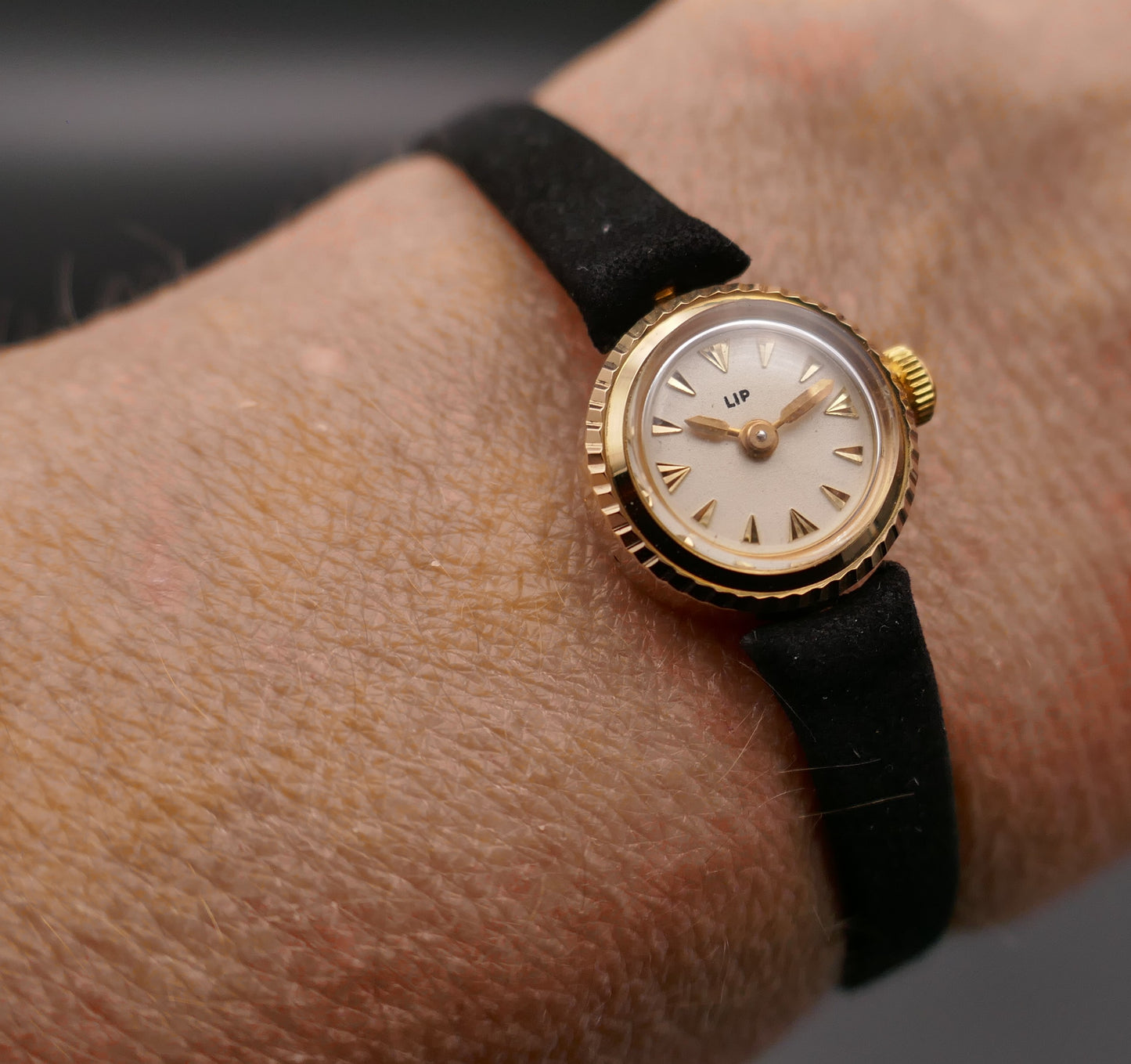 LIP Mini Montre Vintage En Or 18 Carats, vers 1960.