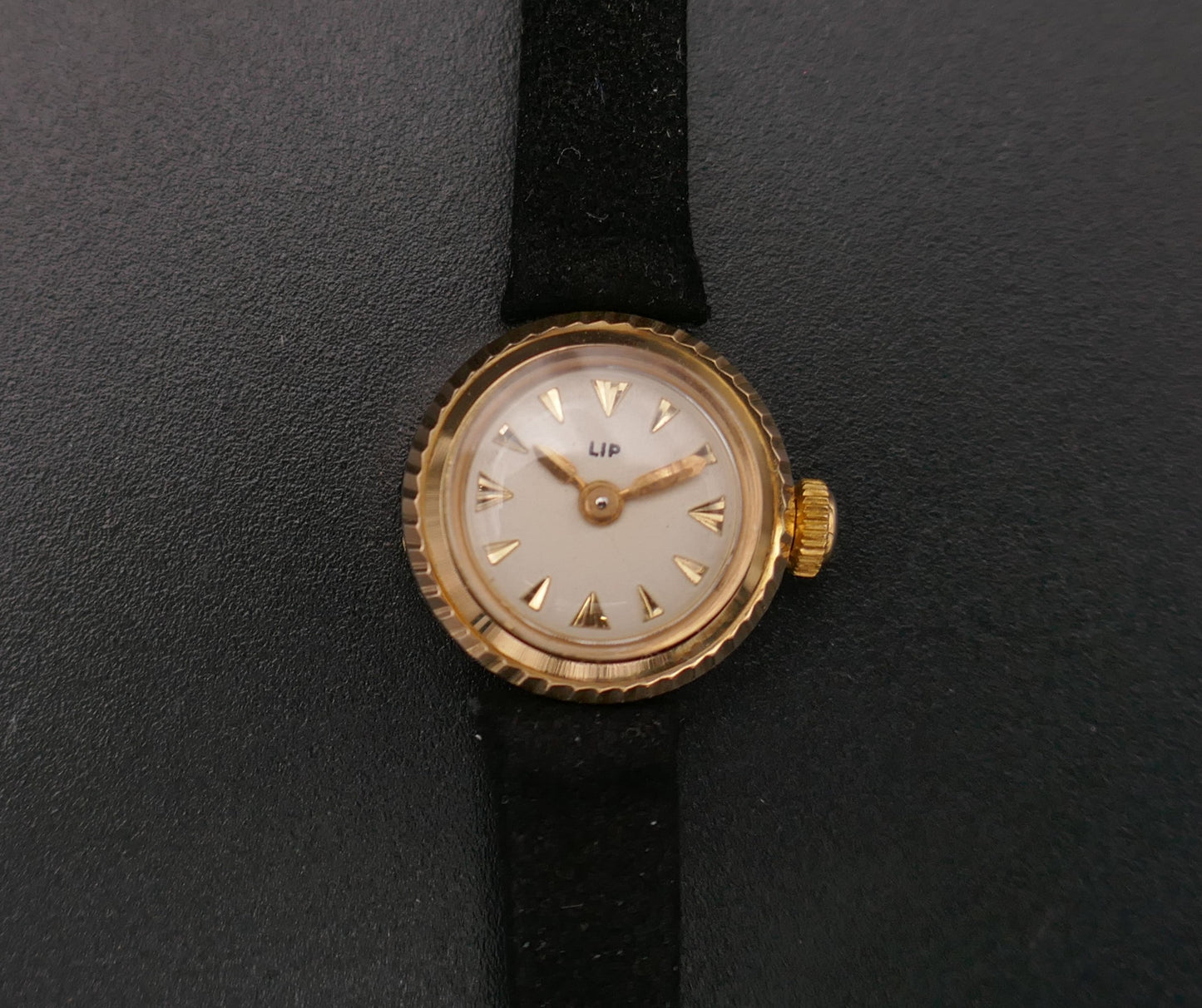 LIP Mini Montre Vintage En Or 18 Carats, vers 1960.