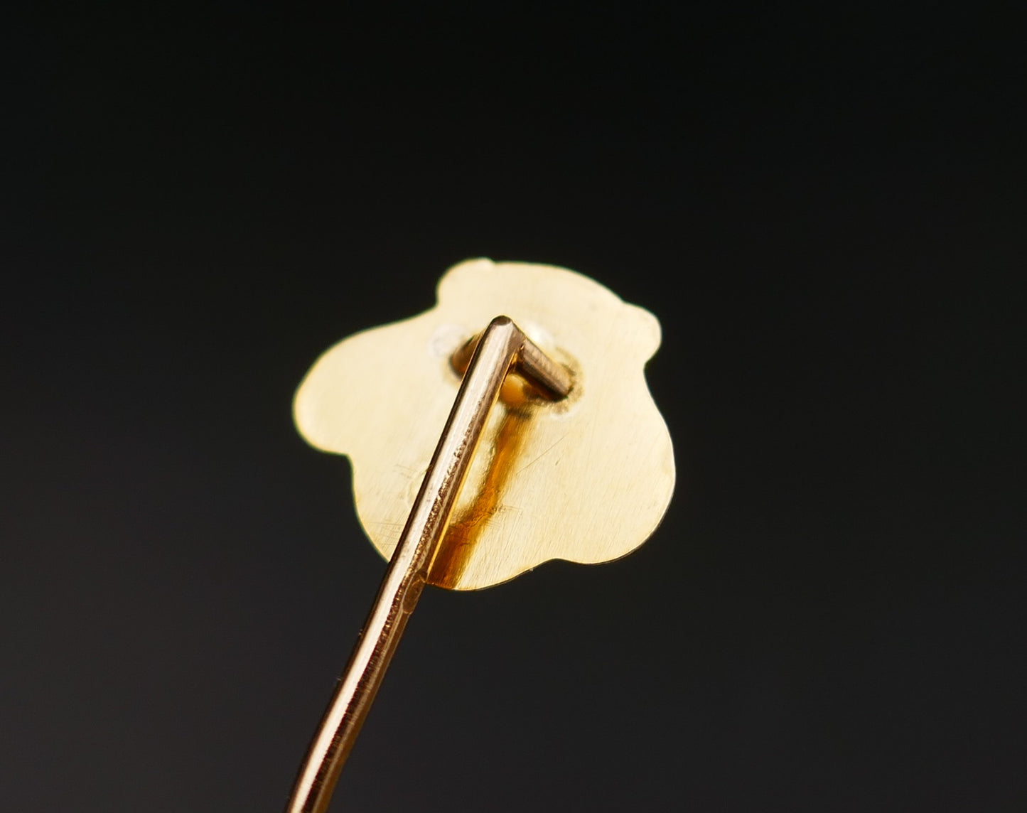 Epingle à cravate, or 18 carats, Art Nouveau.