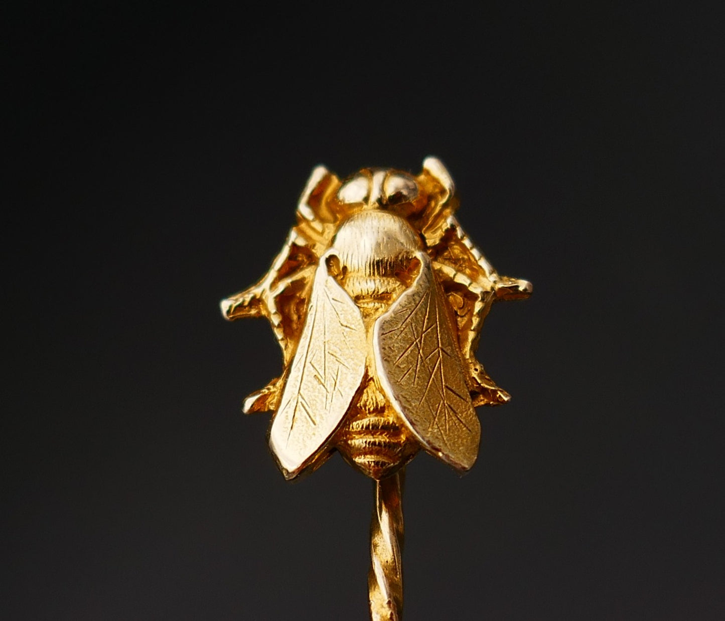 Epingle à cravate, or 18 carats.