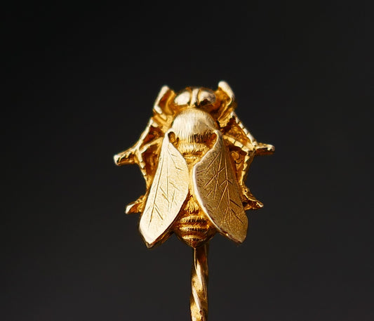 Epingle à cravate, or 18 carats.