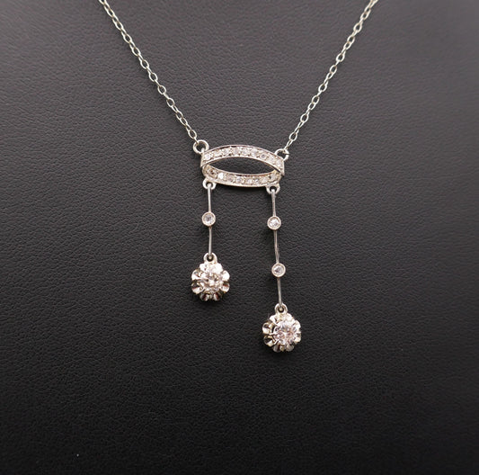 Collier Négligé Diamants, Or et Platine.