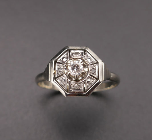 Bague diamants en or et platine, période Art déco.