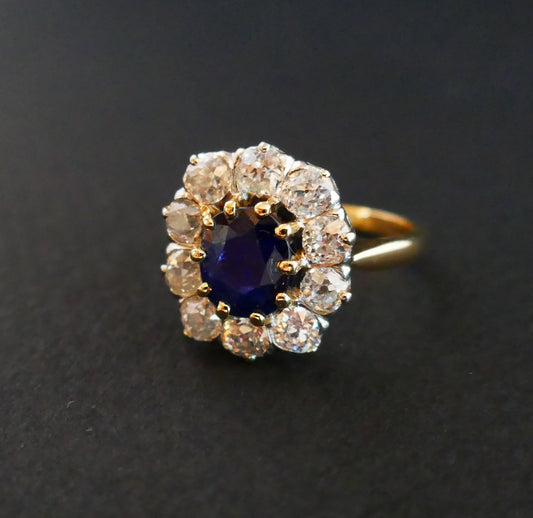 Bague Saphir Et Diamants, Or 18 Carats