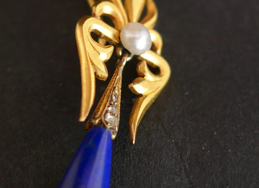 Paire de pendants d'oreilles Art Déco perles, lapis lazuli et diamants taille rose, vers 1920